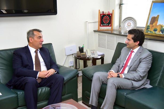 Federal Minister for Petroleum Ali Pervaiz Malik was called on by the Ambassador of Azerbaijan to Pakistan, H.E Khazar Farhadov in federal capital