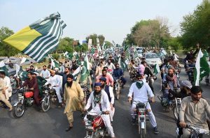 Supporters of the Pakistan Markazi Muslim League holding “Defah-e-Pakistan Rally” after Indian airstrikes during the night between May 6 and 7