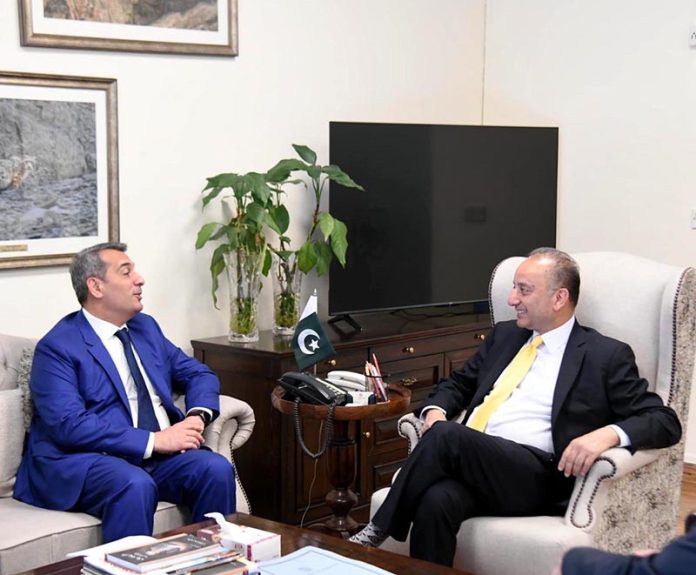 Federal Minister for Climate Change, Senator Musadik Malik, meets with the Ambassador of Azerbaijan, H.E. Khazar Farhadov, to discuss bilateral cooperation in green initiatives and carbon trading in federal capital