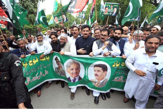 Governor KP Faisal Kareem Kundi leads a Thanksgiving Day rally along with other officials and party workerfrom Governor House to Press Club, expressing solidarity with the Pakistan Armed Forces after Operation Bunyan Marsous