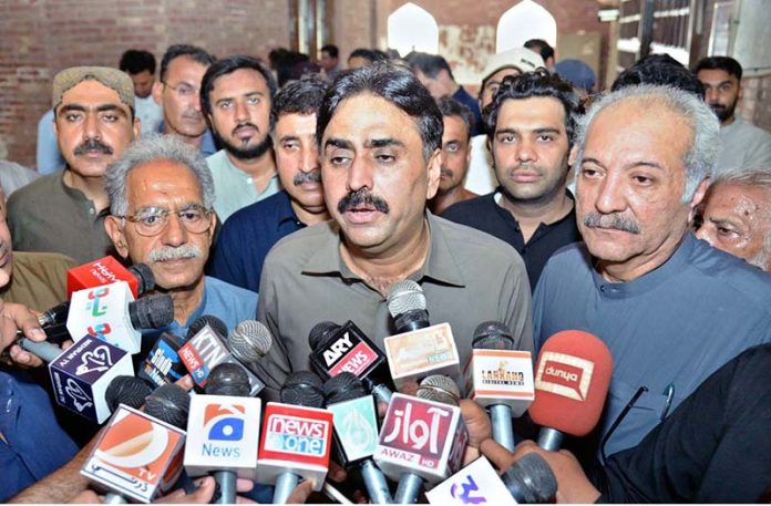 Sindh Minister for Irrigation Jam Khan Shoro talking to media persons after meeting with elected members of the National and Provincial Assembly, Elected local government representatives officers regarding upcoming fiscal year budget at DC office