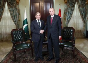 Prime Minister Muhammad Shehbaz Sharif being received by Turkiye's President Recep Tayyip Erdogan in Dolmabahçe Palace.