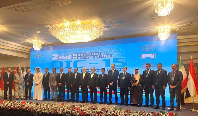 A group photo of the delegates on the occasion of 2nd Ministerial Meeting of the OIC-15 Dialogue Platform