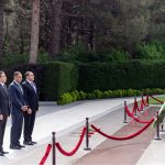Bilal Azhar Kayani, Minister of State for Railways, visits the Martyrs Monument (Yadgar-e-Shuhada)