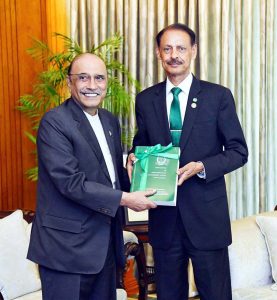 Auditor General of Pakistan, Muhammad Ajmal Gondal, calls on President Asif Ali Zardari and presents the Audit Report on Accounts of the Federal Government to him, at Aiwan-e-Sadr