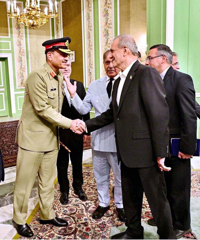 President of Iran Dr. Masoud Pezeshkian and Prime Minister Muhammad Shehbaz Sharif introducing their respective delegation at reception in Sa'dabad Palace