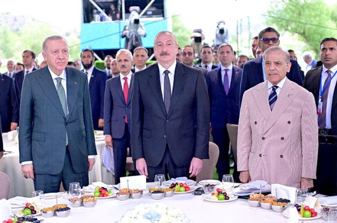 President of Turkiye, Recep Tayyip Erdogon, President of Azerbaijan, Ilham Aliyev and Prime Minister of Pakistan Muhammad Shehbaz Sharif at the Independence Day ceremony of Azerbaijan