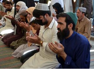 People offering Dua for stability of country and Pakistan Armed Forces on the celebration of Youm-e-Tashakar