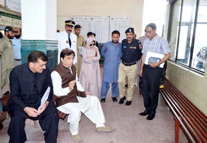 Federal Minister for Railways, Muhammad Hanif Abbasi’s surprise visit at Rawalpindi, Margala and Golra Railway Stations