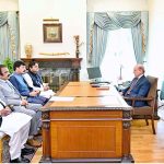 Governor of the Punjab Sardar Saleem Haider Khan calls on Prime Minister Muhammad Shehbaz Sharif; Advisor to the Prime Minister on Political Affairs Rana Sana Ullah, Federal Minister for Public Affairs Unit Rana Mubashar Iqbal and Speaker of the Punjab Assembly Malik Ahmed Khan are also present