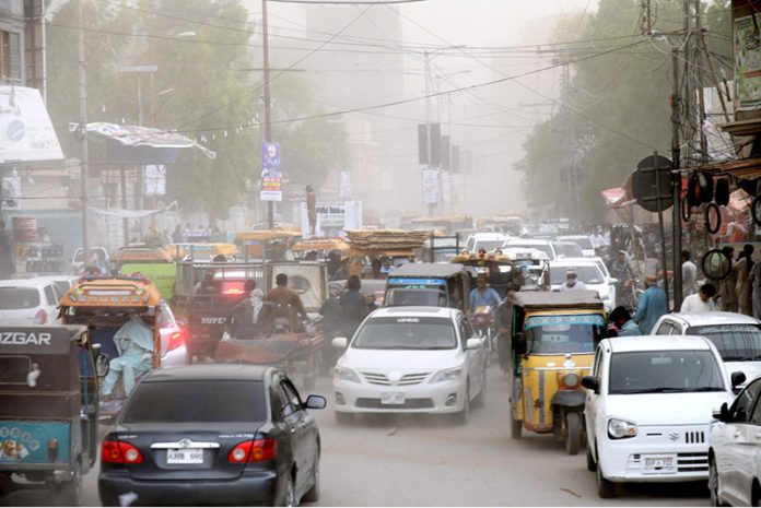 A view of dust storm in the city
