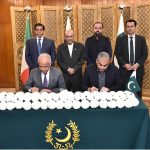 President Asif Ali Zardari witnessing the signing of the Memorandum of Understanding to increase cooperation on curbing illegal migration between Pakistan and Italy, at Aiwan-e-Sadr
