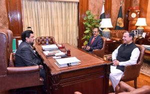 Federal Minister of Maritime Affairs Junaid Anwar Chaudhry calls on Sindh Governor Kamran Khan Tessori at Governor House