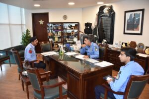 IGP Rizvi extends financial assistance to ailing head constable