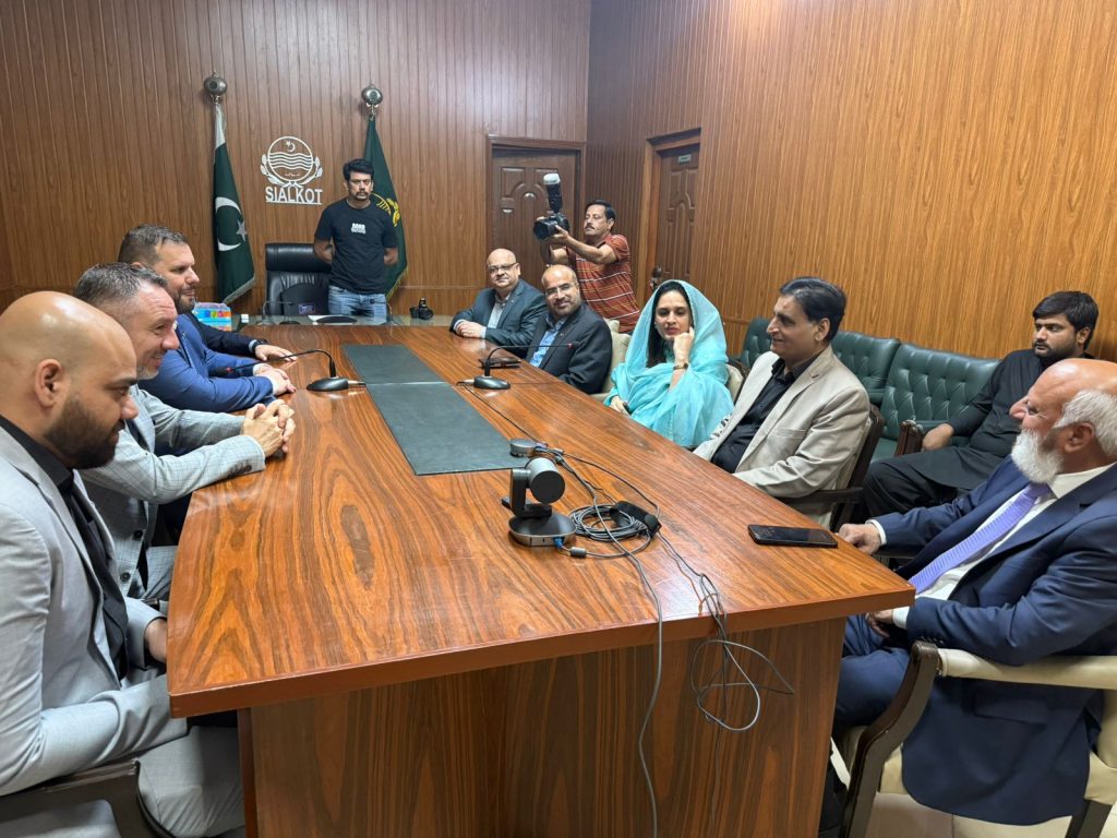 Romanian Ambassador during Sialkot visit discusses to enhance ties with officials