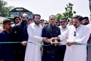 Kiani inaugurates new stop of Awam Express train at Sohawa station