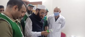 Sardar Yousaf makes surprise visits, interacts with pilgrims to get feedback on arrangements