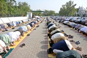 A large number of faithful offering Eidul Azha prayers at Eidgah Sharif