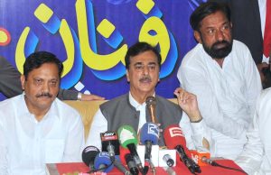 Chairman Senate Syed Yousaf Raza Gillani cutting ribbon to inaugurate a restaurant