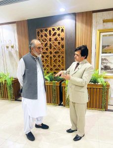 Federal Minister for Science and Technology Khalid Hussain Magsi meets Vice Chancellor of University of Loralai, Professor Dr. Ihsanullah Kakar.