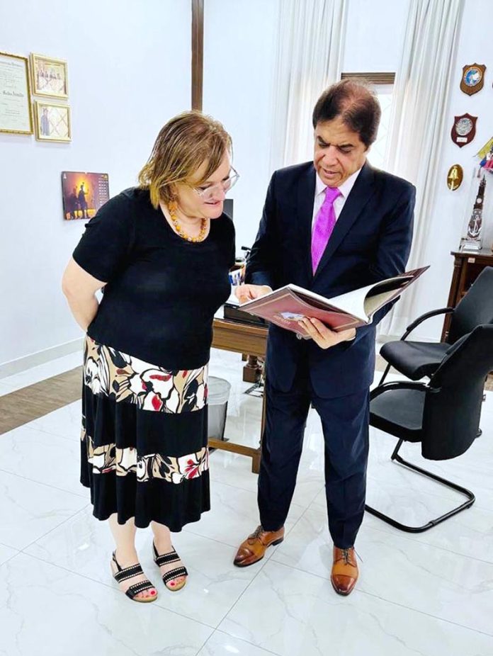 Minister for Railways, Mohammad Hanif Abbasi met with the Italian Ambassador to Pakistan, Ms. Marilina Armellin and discussed important matters