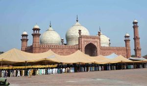 A large number of faithful offering Eidul Azha prayers at Historic Badshahi Masjid