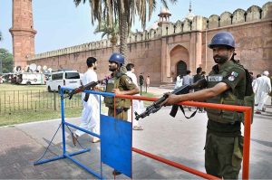 A large number of faithful offering Eidul Azha prayers at Historic Badshahi Masjid