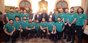 President Asif Ali Zardari in a group photo with members of the Pakistan Cricket Team, at Governor House.