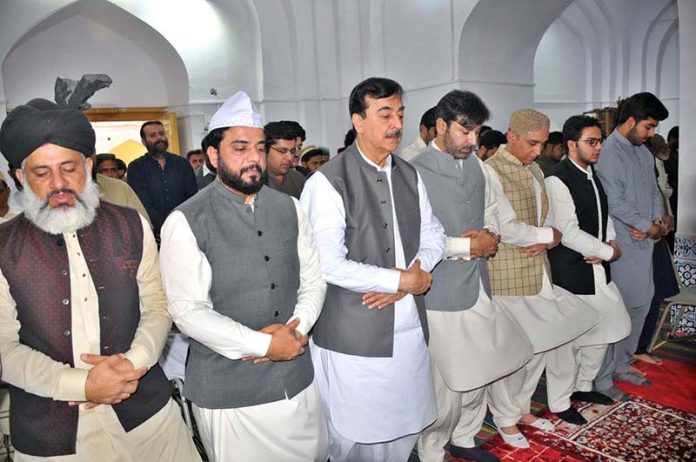 Chairman Senate Syed Yousaf Raza Gillani offering Eidul Azha prayers at Musa Pak