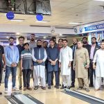 Coordinator to the Prime Minister on Kashmir Affairs, Gilgit-Baltistan, and SAFRON, Shabir Ahmed Usmani, poses for a group photo with participants of the 17th National Tenpin Bowling Championship