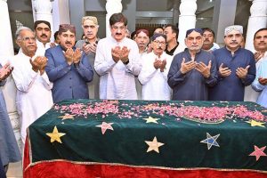 Sindh Chief Minister Syed Murad Ali Shah offering Fateha on the grave of Shaheed Zulfiqar Ali Bhutto on the occasion of Eidul Azha at Gharhi Khuda Bakhsh Bhutto