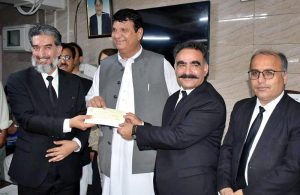 Federal Minister for Kashmir and Gilgit-Baltistan Affairs and SAFRON and President PMLN Khyber Pakhtunkhwa Engineer Amir Muqam is addressing the Peshawar High Court Bar Association.