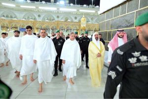 Prime Minister Muhammad Shehbaz Sharif, COAS Field Marshal Syed Asim Munir and Pakistani delegation performs Umrah