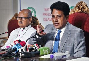 Senator Khalil Tahir Sandhu addressing a press conference at Press Club