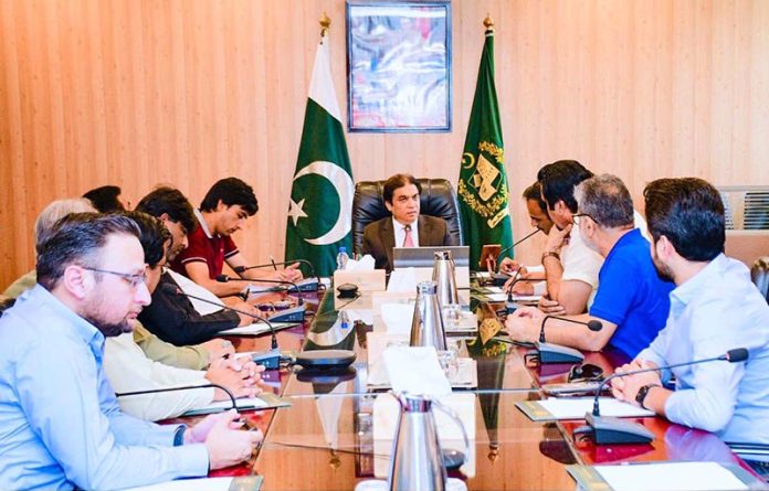 Federal Minister for Railways, Muhammad Hanif Abbasi’s Important Media Talk: Discussing Pakistan Railways’ Outstanding Performance and Development Projects