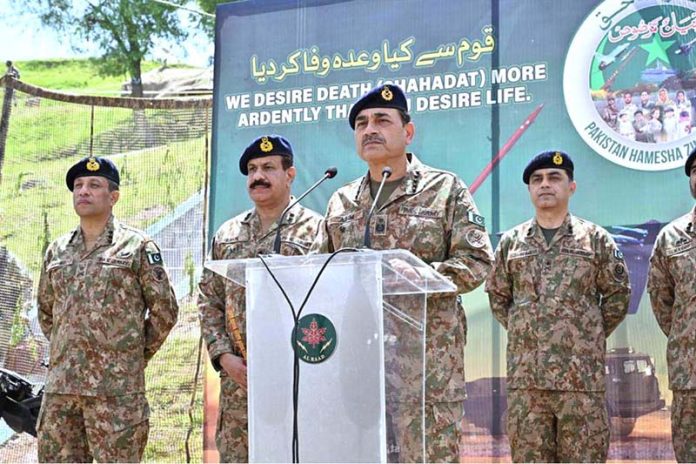 Field Marshal Syed Asim Munir, NI (M), Chief of Army Staff (COAS) addressing the troops while visiting forward positions along the Line of Control (LOC) to celebrate the Eidul Azha with frontline troops