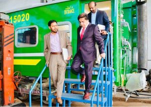 Federal Minister for Railways Muhammad Hanif Abbasi visits Carriage Factory Islamabad – Reviews production of modern high-speed rail coaches, briefed on ongoing digitization initiatives.