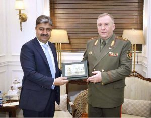 Minister of Defence of the Republic of Belarus, Lt. Gen. Viktor Khrenin called on Secretary Defence, Lt. Gen. Muhammad Ali HI(M) Retd at Ministry of Defence