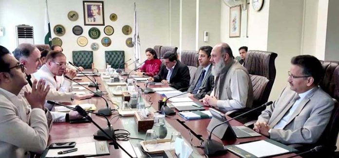 Federal Minister for Commerce Jam Kamal Khan chairs a meeting with PPMA delegation - discusses pharmaceutical export growth, establishment of PharmEx Pakistan, and launch of Exporter Facilitation Desk