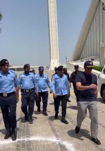 DIG Tariq reviews security for Friday Prayers; over three hundred officers deployed