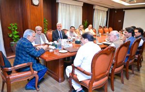 DPM/FM Dar appreciates committee for preservation of Hazrat Bari Imam Shrine