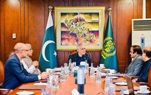 DPM/FM Dar reaffirms govt’s support to revival of football