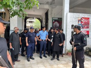 SSP Shoaib reviews Muharram routes, orders tight security