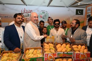 Amb. Tirmizi, Consul Gen. Muhammad attend Khorkafan Mango Festival