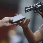 Armed men loot cash, mobile phone dacoity bid