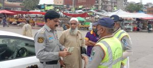 ITP's DSP Hafeez reviews traffic flow, briefs officers