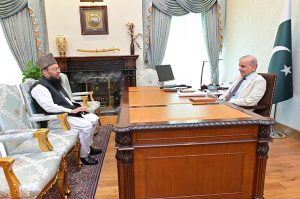 Amir e Markazi Jamiat e Ahle Hadees, Senator Hafiz Abdul Kareem calls on Prime Minister Muhammad Shehbaz Sharif