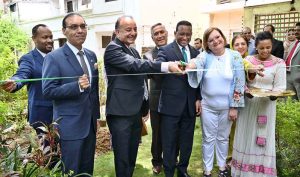 Federal Minister for Climate Change and Environmental Coordination, Dr. Musadik Malik, and Ethiopian Ambassador to Pakistan, Dr. Jemal Beker Abdula, cut the ribbon to inaugurate the “Renewal Through Planting” campaign under the Green Legacy Initiative at the Ethiopian Embassy.