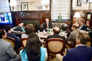 Deputy Prime Minister and Foreign Minister, Senator Mohammad Ishaq Dar held a meeting with Pakistani-American Community