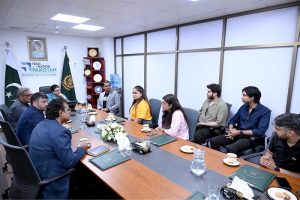 Federal Minister Shaza Fatima Khawaja's Meeting with Google's Regional Al Developer Ecosystem & Communities Team